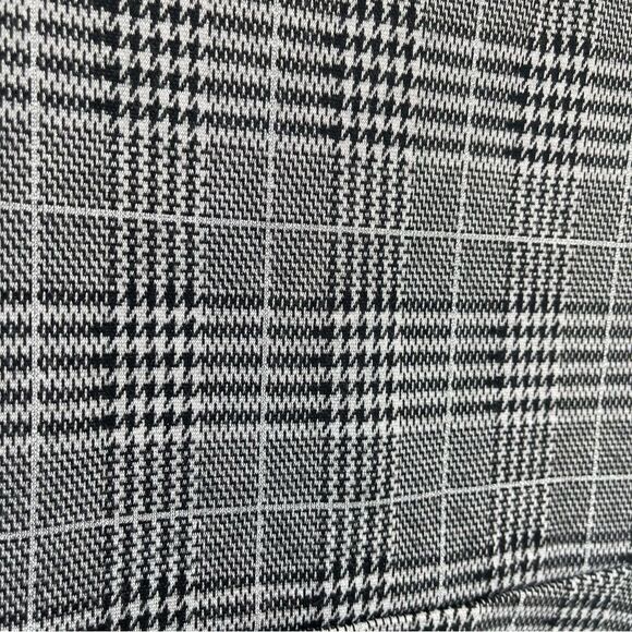 The Children’s Place Girl’s Black Houndstooth Short Sleeve Fit & Flare Dress 6 - Picture 4 of 11